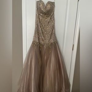 Beige/Gold Prom Dress